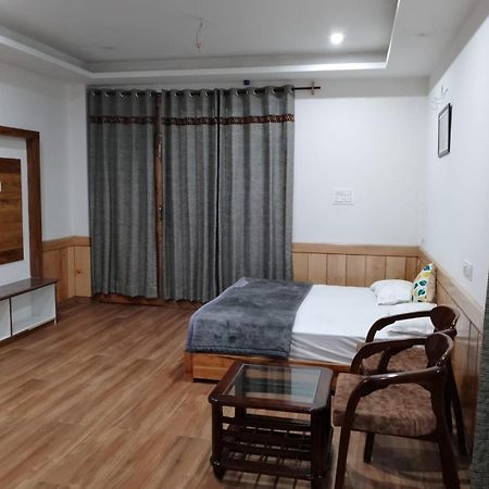 Mathan View Homestay - 3Min Drive To Kullu-Manali Airport Shamshi Eksteriør billede