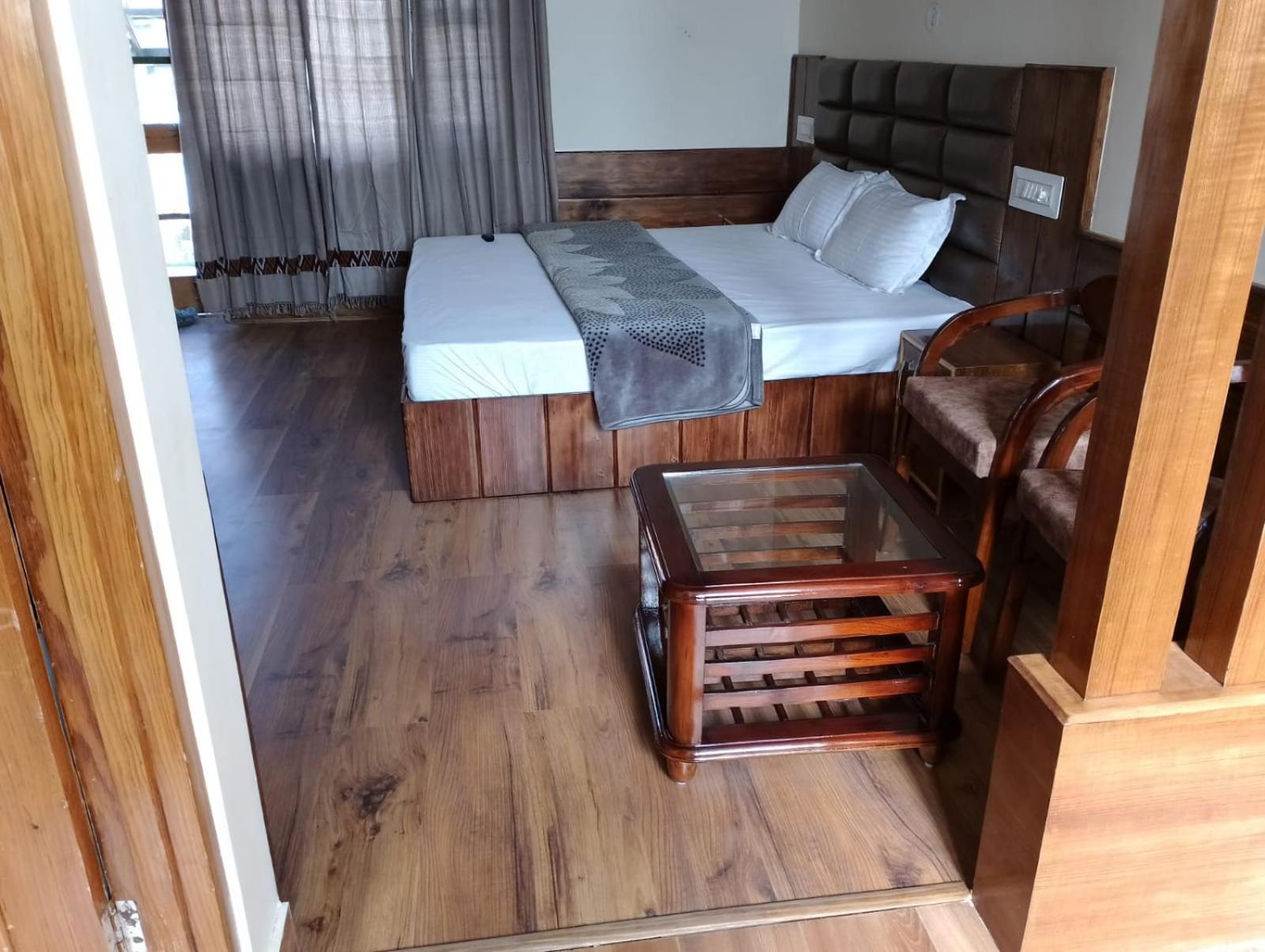 Mathan View Homestay - 3Min Drive To Kullu-Manali Airport Shamshi Eksteriør billede